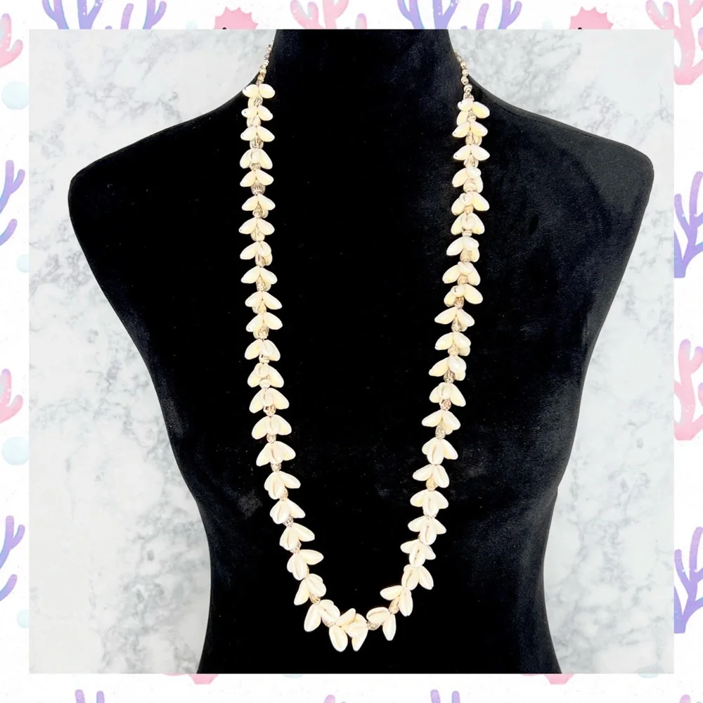 Vintage Coastal Shell Cluster Statement Lightweight Pullover Necklace
